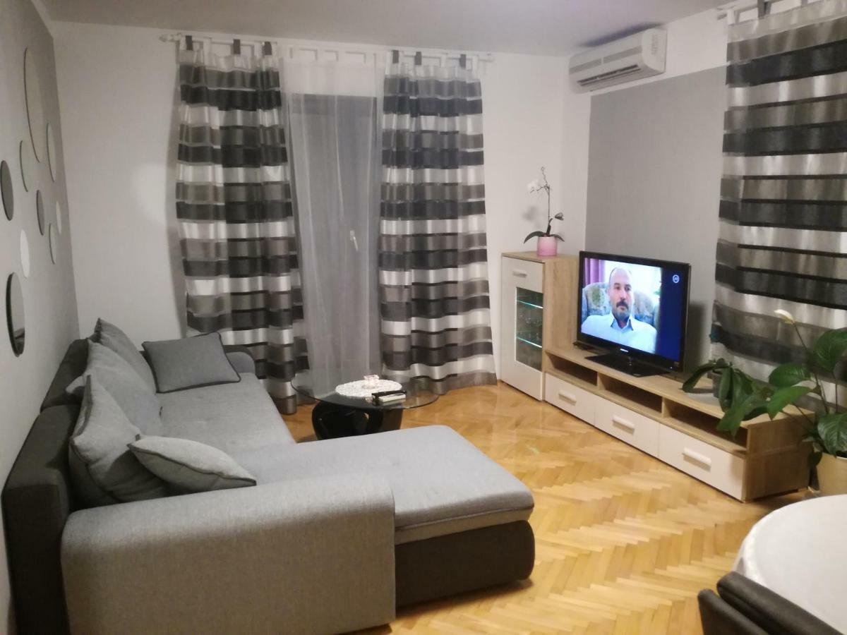דירות Brzac Sun House מראה חיצוני תמונה